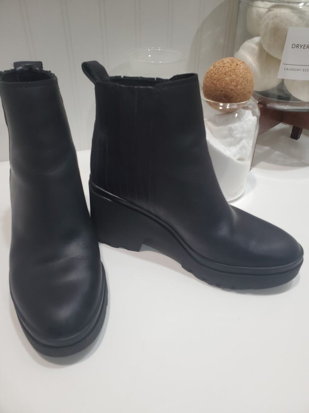 Eileen Fisher "Kat" Chelsea Boots size 6.5